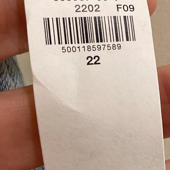 Old Navy Jeans Womens 22 Blue High Rise VTG CROPPED FLARE NWT Retail $44.99 - Picture 6 of 12